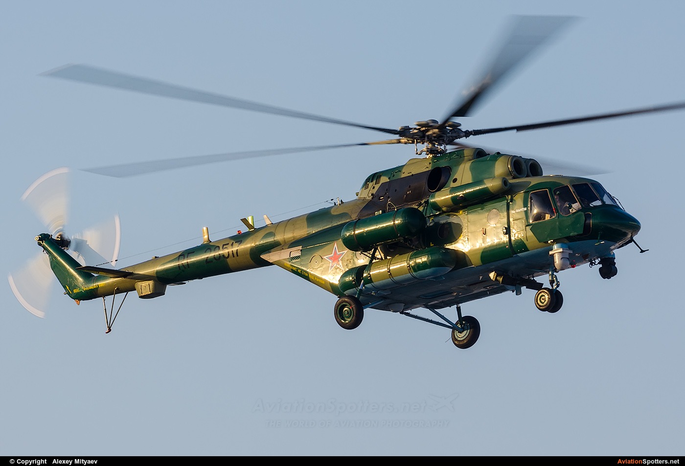 Russia - Air Force  -  Mi-8MT  (RF-28517) By Alexey Mityaev (Alexey Mityaev)