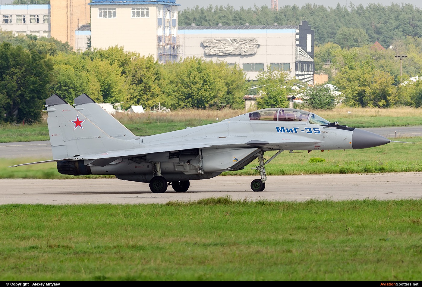 RSK MiG  -  MiG-29M2  (747) By Alexey Mityaev (Alexey Mityaev)