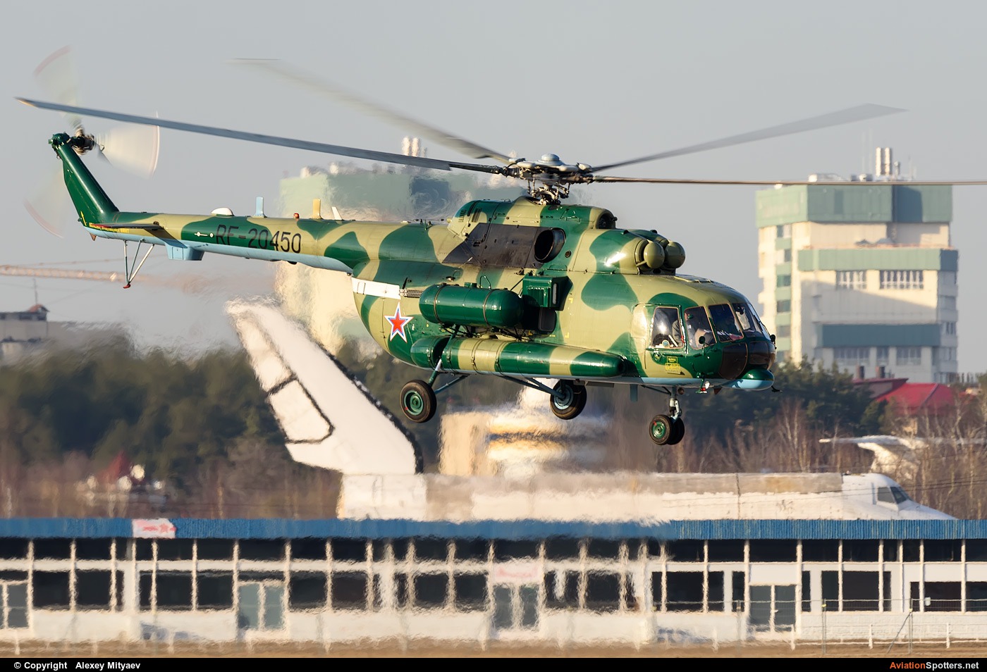 Russia - Federal Border Guard Service  -  Mi-8AMT-1  (RF-20450) By Alexey Mityaev (Alexey Mityaev)