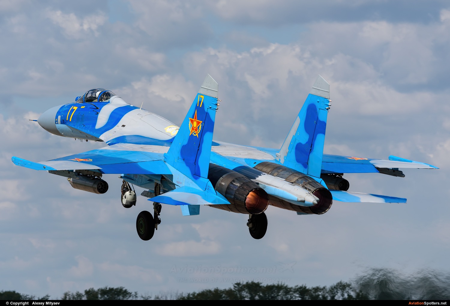 Kazakhstan - Air Force  -  Su-27S  (17 YELLOW) By Alexey Mityaev (Alexey Mityaev)