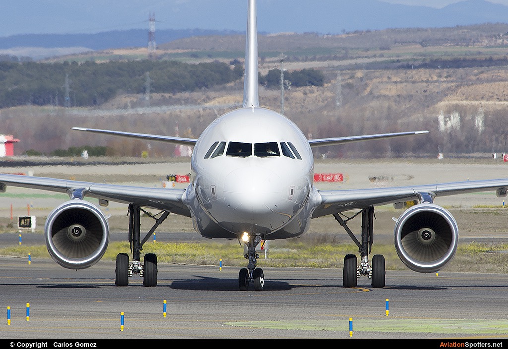 Iberia  -  A320  (EC-LUL) By Carlos Gomez (Echocharlie)