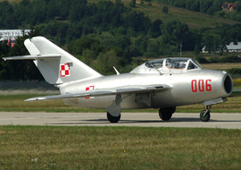 Mikoyan-Gurevich - MiG-15 UTI (SP-YNZ) - tizsi85