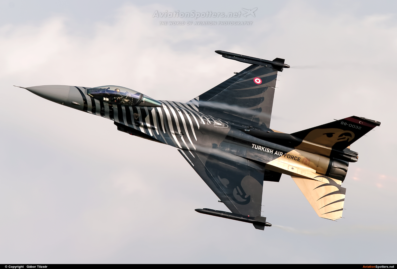 Turkey - Air Force  -  F-16C Fighting Falcon  (88-0032) By Gábor Tőzsér (tizsi85)