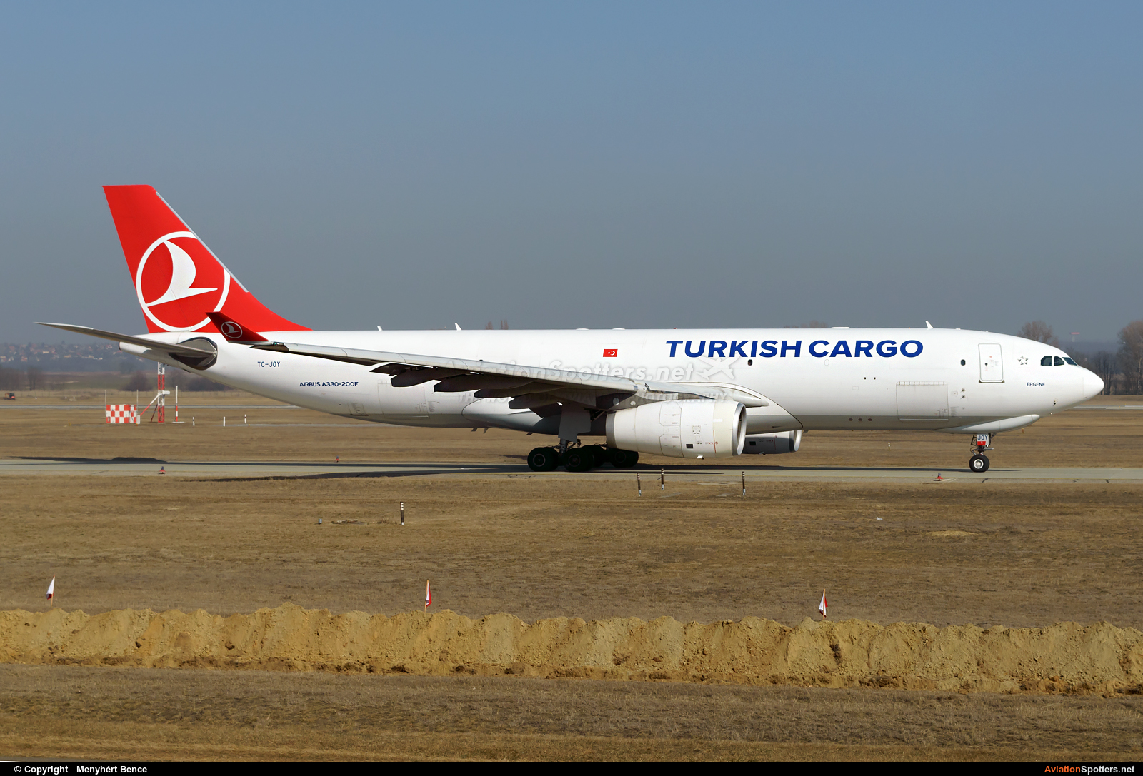 Turkish Airlines Cargo  -  A330-200F  (TC-JOY) By Menyhért Bence (hadesdras91)