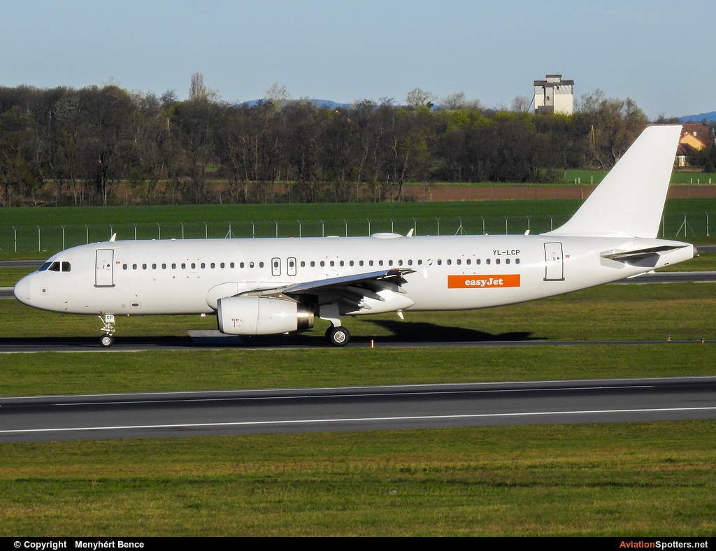 easyJet  -  A320-232  (YL-LCP) By Menyhért Bence (hadesdras91)