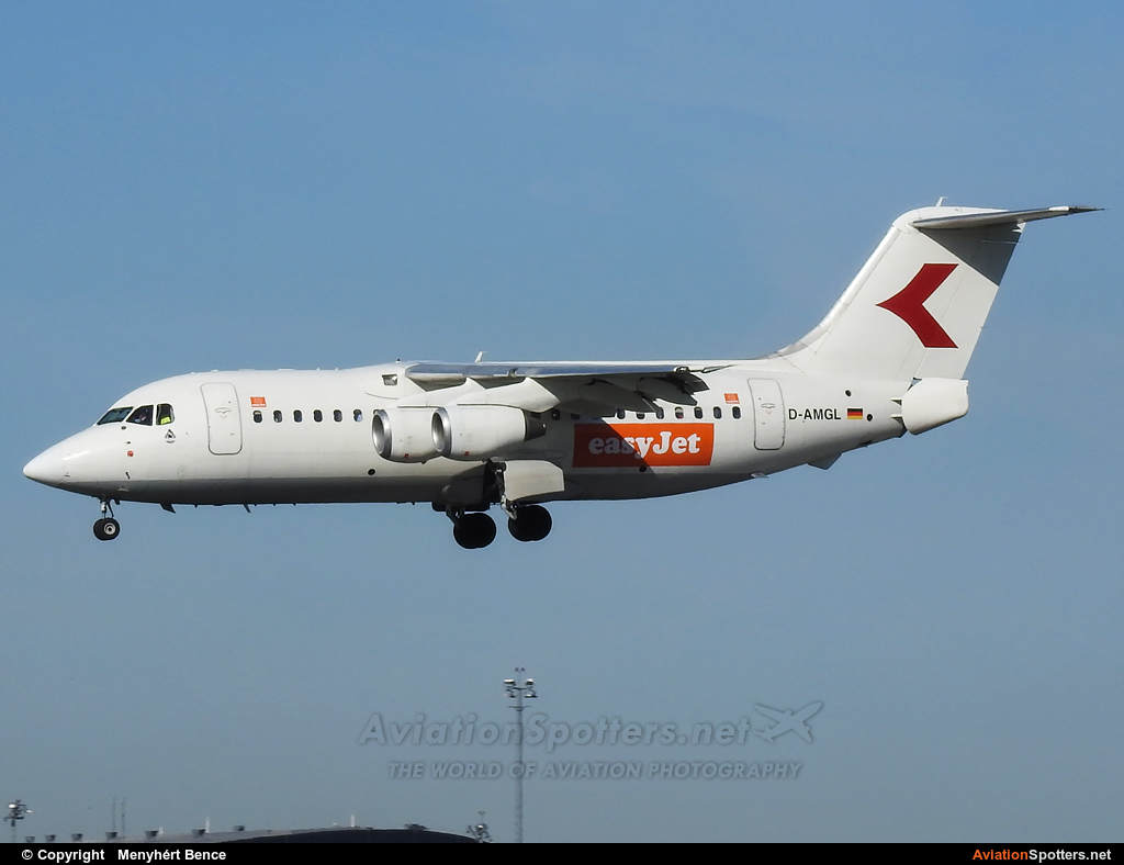 easyJet  -  BAe 146-200-Avro RJ85  (D-AMGL) By Menyhért Bence (hadesdras91)