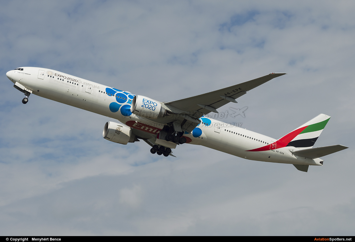 Emirates Airlines  -  777-300ER  (A6-EPK) By Menyhért Bence (hadesdras91)