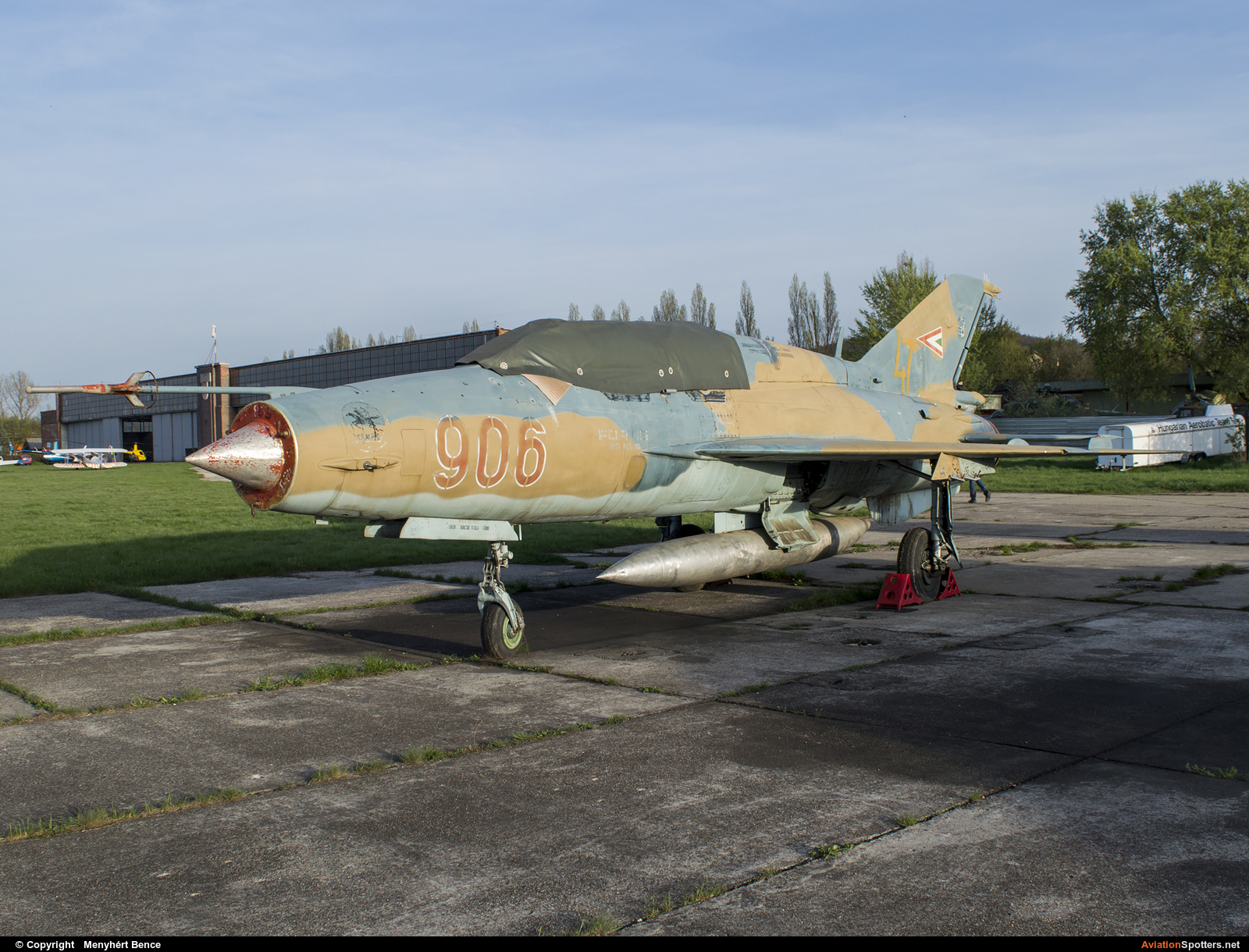 Hungary - Air Force  -  MiG-21UM  (906) By Menyhért Bence (hadesdras91)