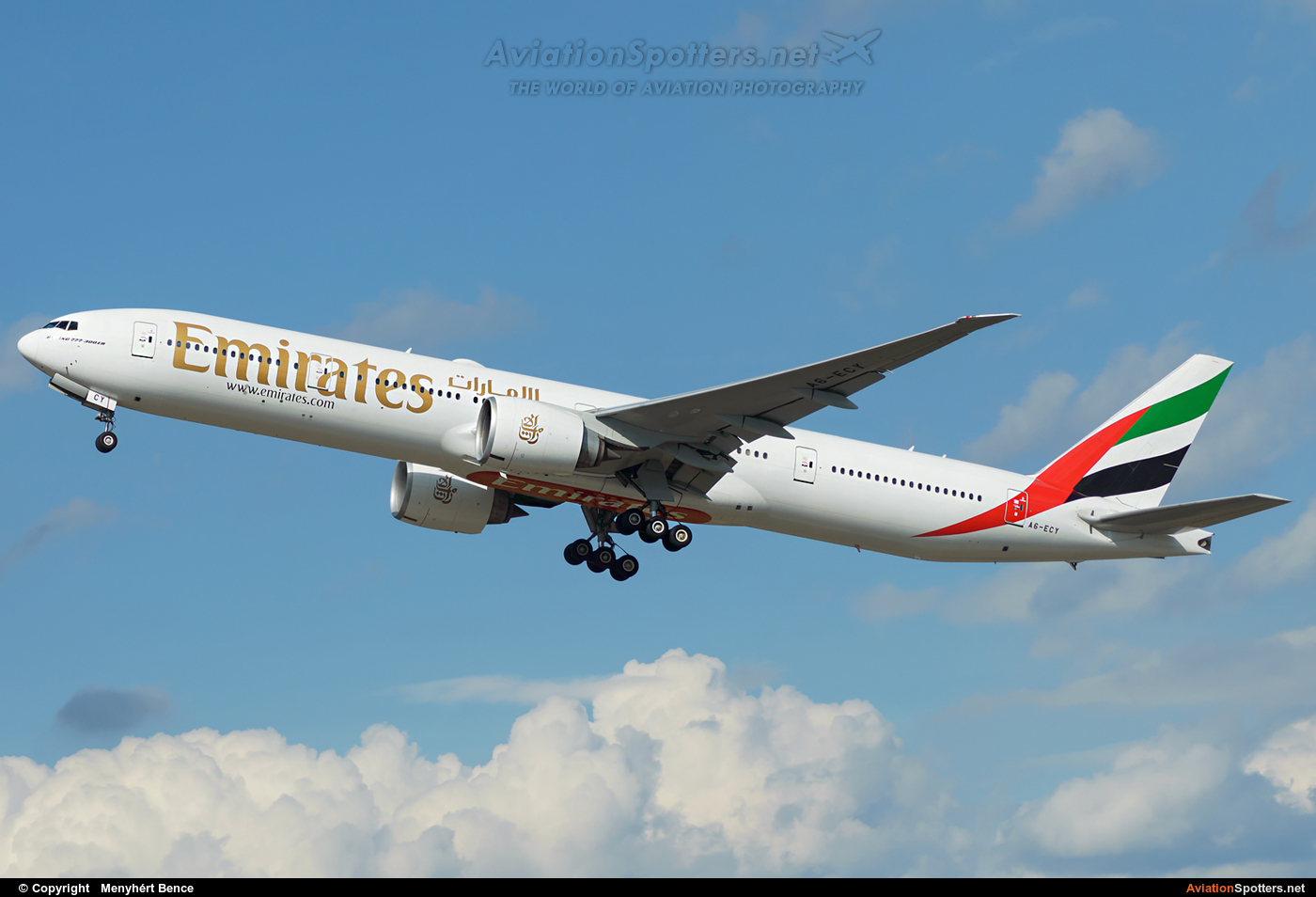 Emirates Airlines  -  777-300ER  (A6-ECY) By Menyhért Bence (hadesdras91)