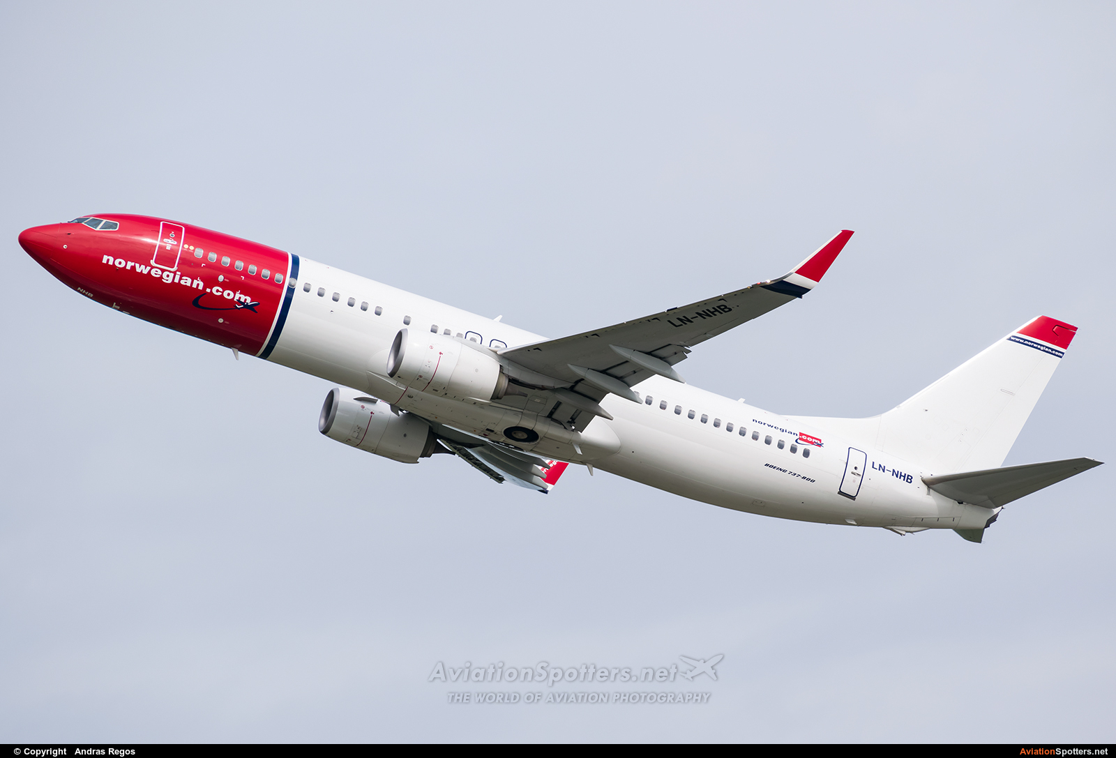 Norwegian Air Shuttle  -  737-800  (LN-NHB) By Andras Regos (regos)