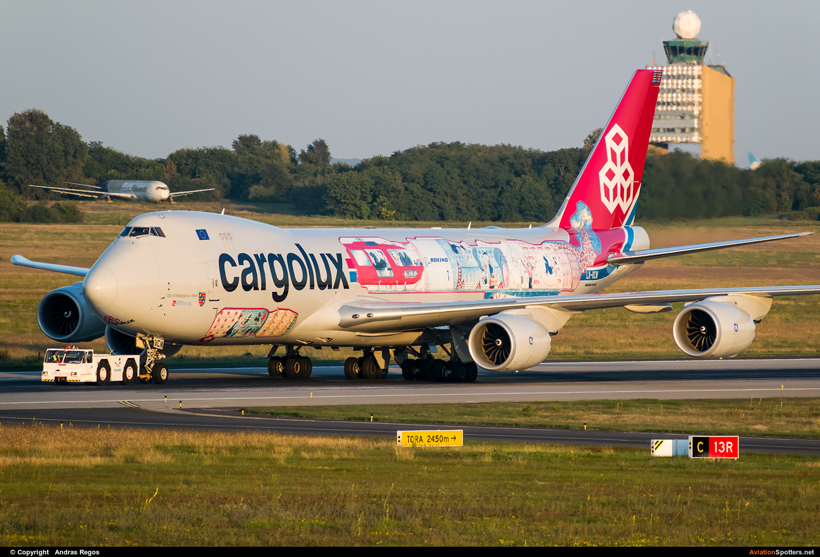 Cargolux  -  747-8R7F  (LX-VCM) By Andras Regos (regos)