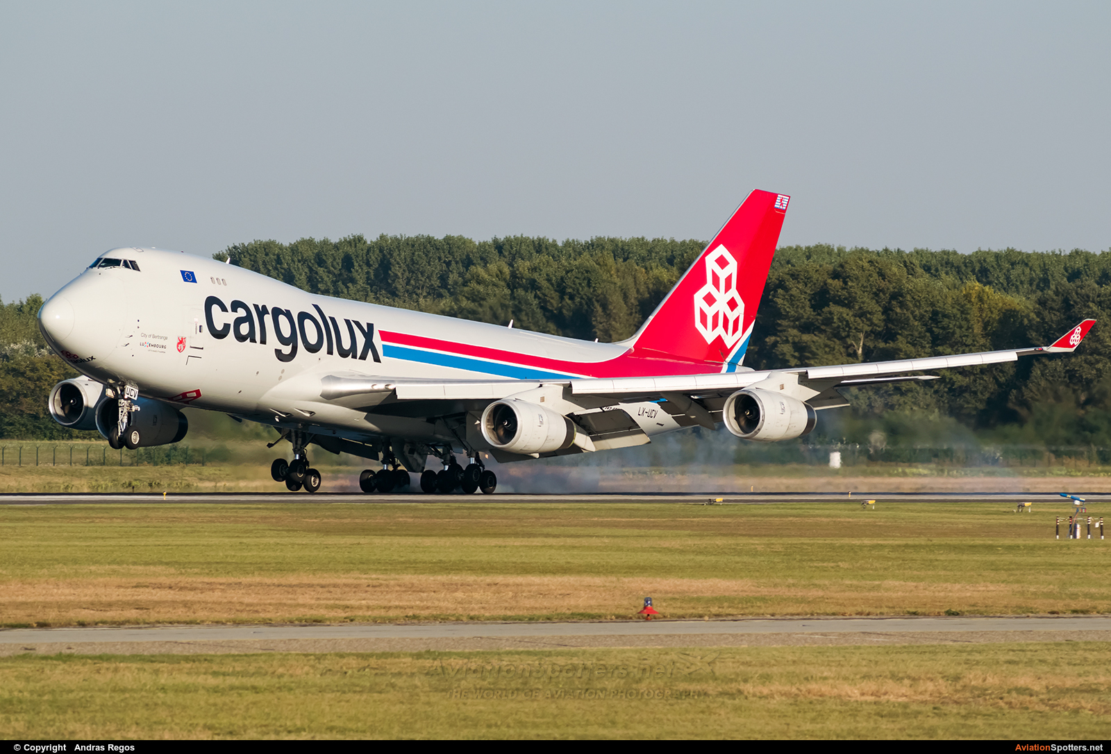 Cargolux  -  747-400F  (LX-UCV) By Andras Regos (regos)
