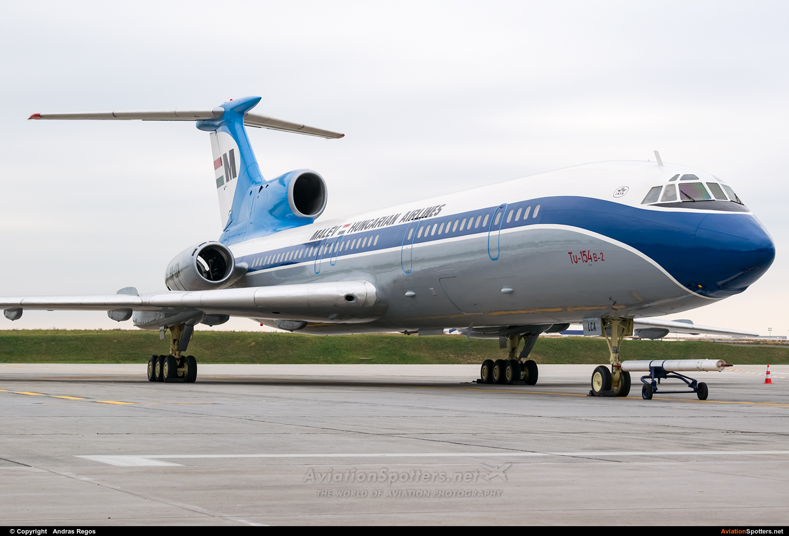 Malev  -  Tu-154B  (HA-LCA) By Andras Regos (regos)