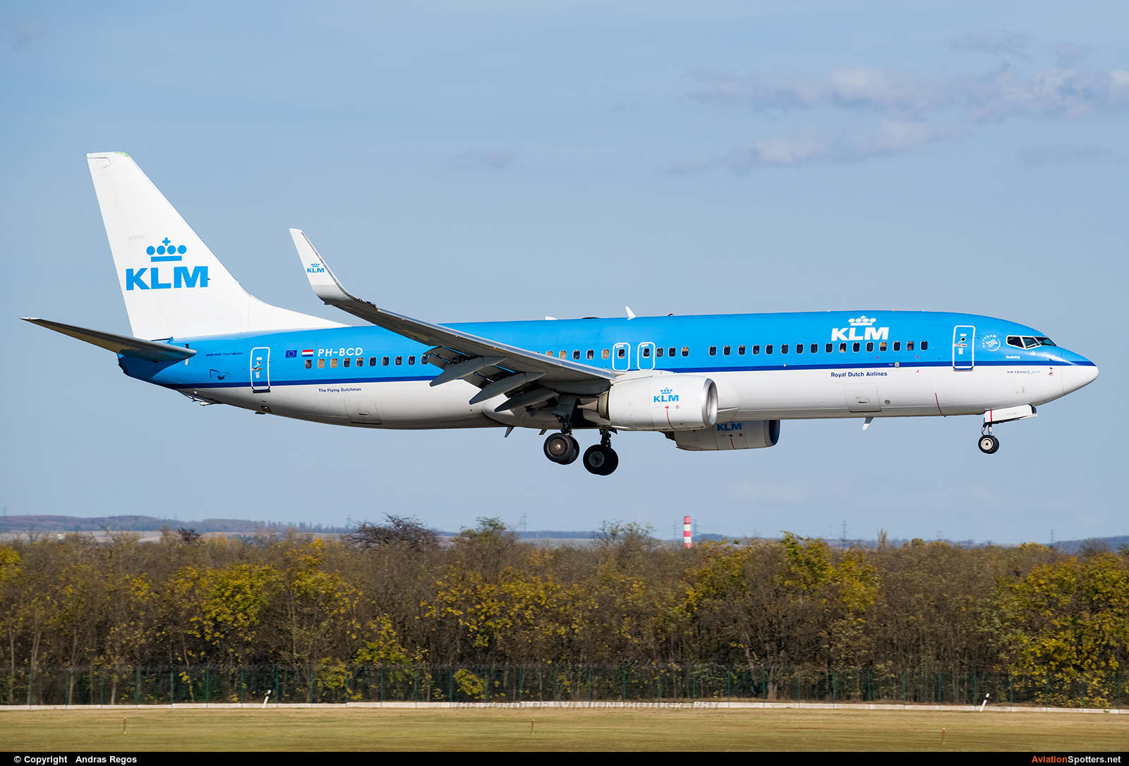 KLM  -  737-800  (PH-BCD) By Andras Regos (regos)