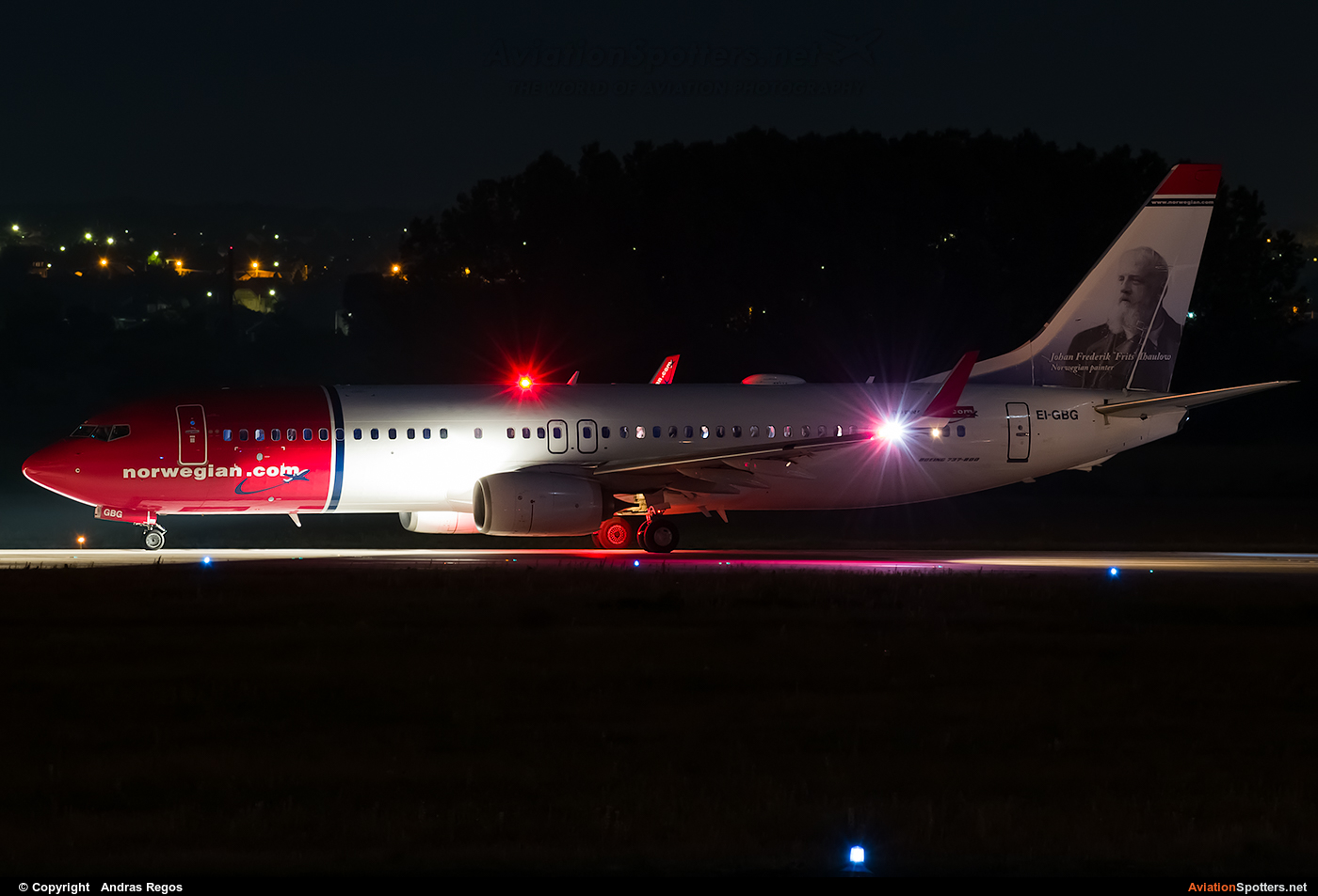 Norwegian Air Shuttle  -  737-8JP  (EI-GBG) By Andras Regos (regos)