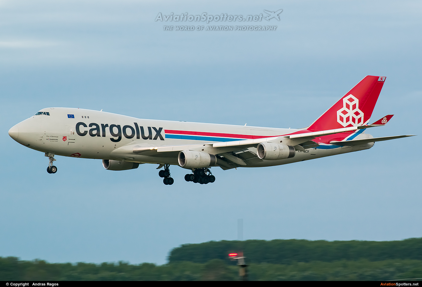 Cargolux  -  747-400F  (LX-UCV) By Andras Regos (regos)