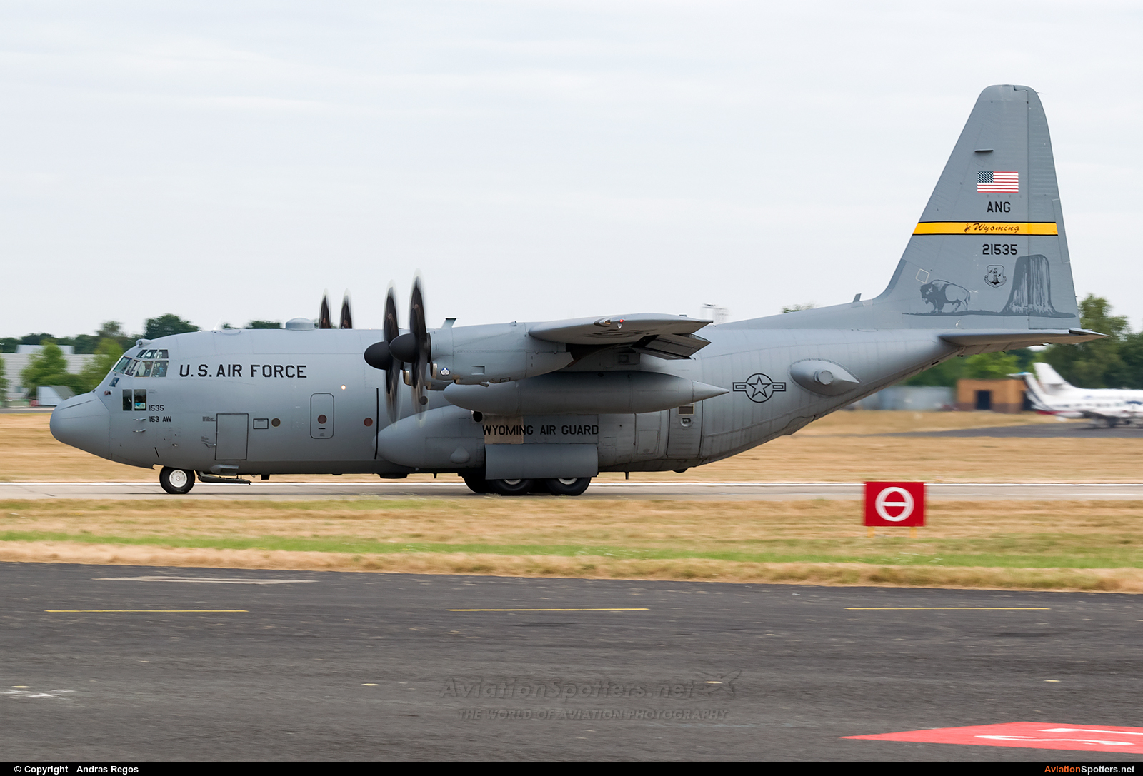 United States Air Force  -  C-130H Hercules  (92-1535) By Andras Regos (regos)