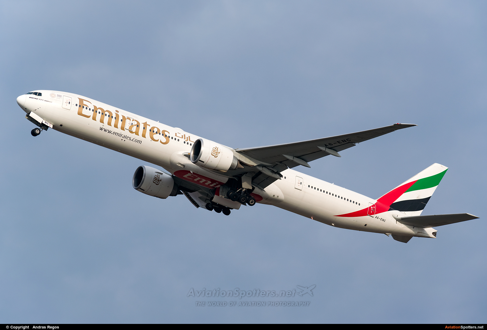 Emirates Airlines  -  777-300ER  (A6-ENC) By Andras Regos (regos)