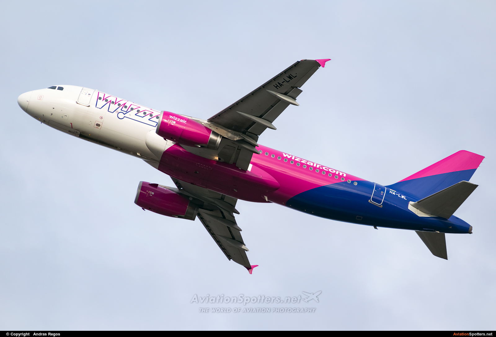 Wizz Air  -  A320-232  (HA-LWL) By Andras Regos (regos)
