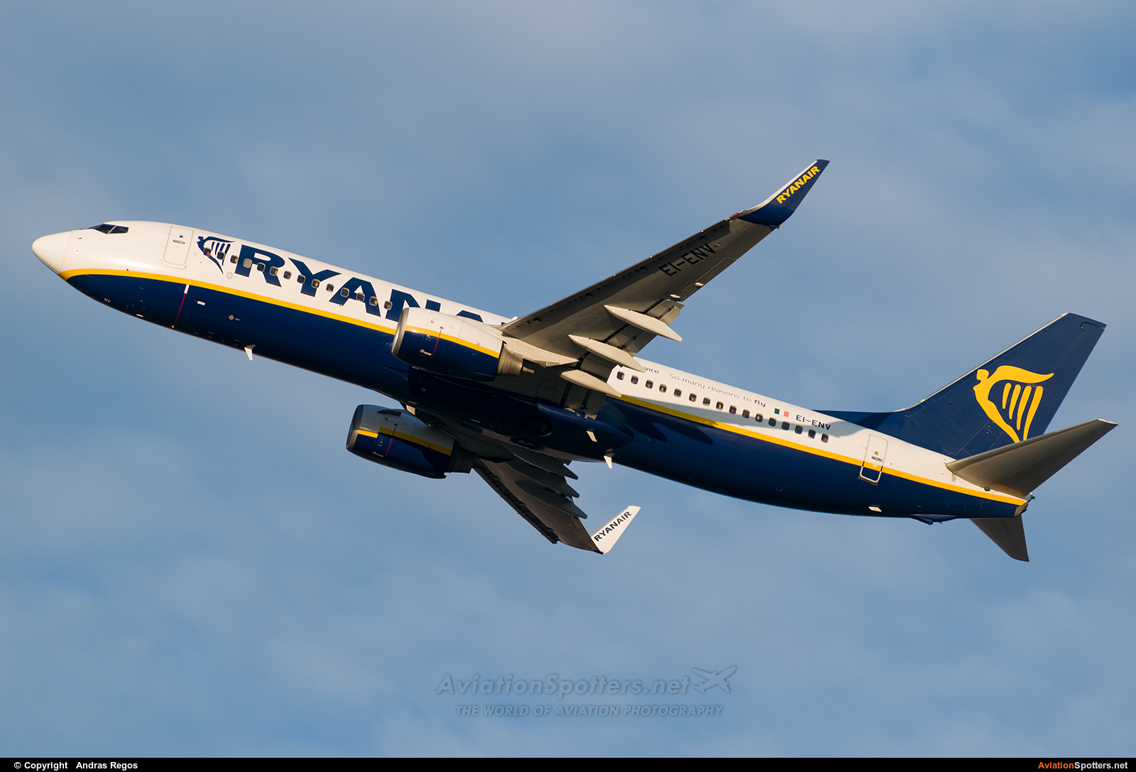 Ryanair  -  737-8AS  (EI-ENV) By Andras Regos (regos)