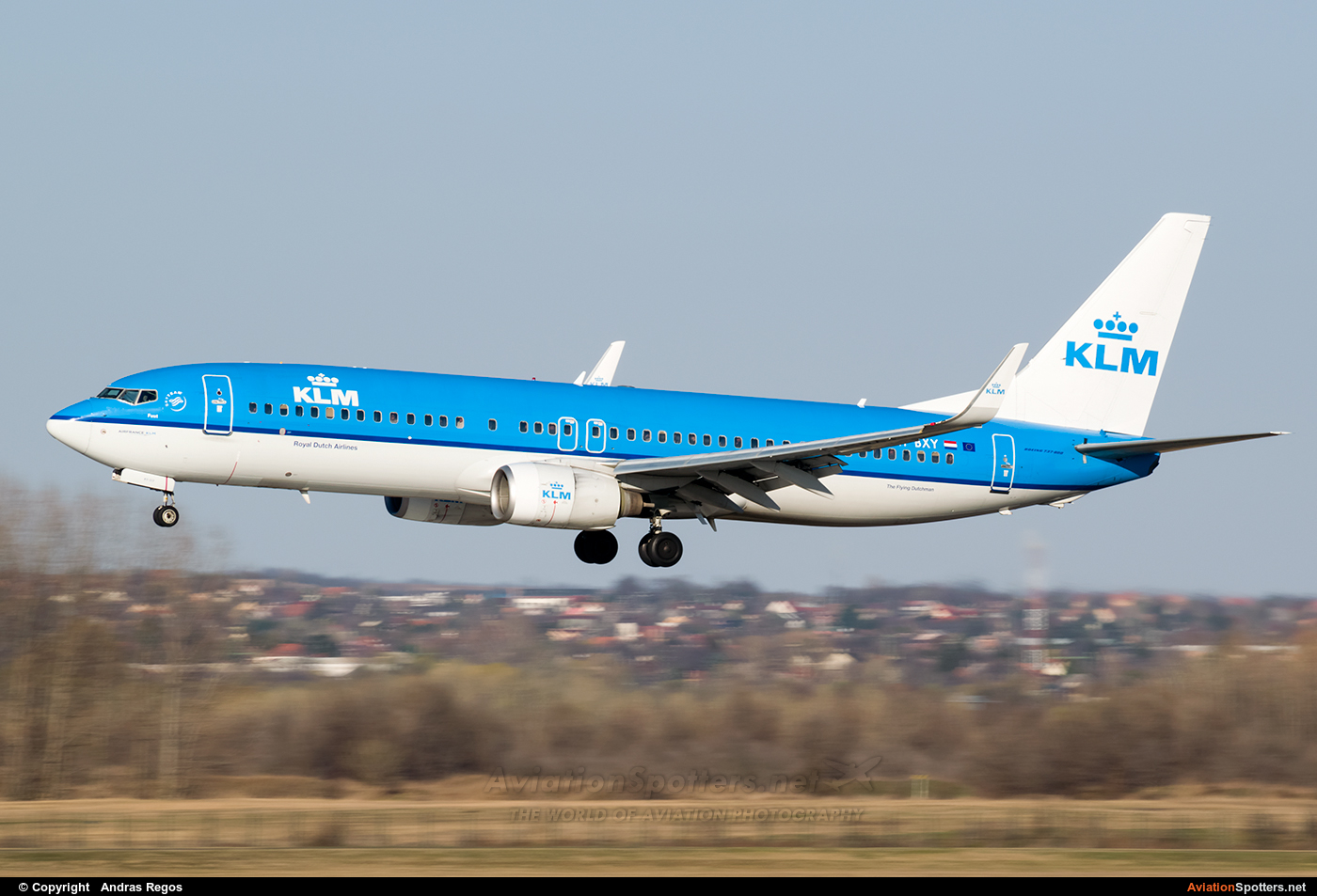 KLM  -  737-800  (PH-BXY) By Andras Regos (regos)