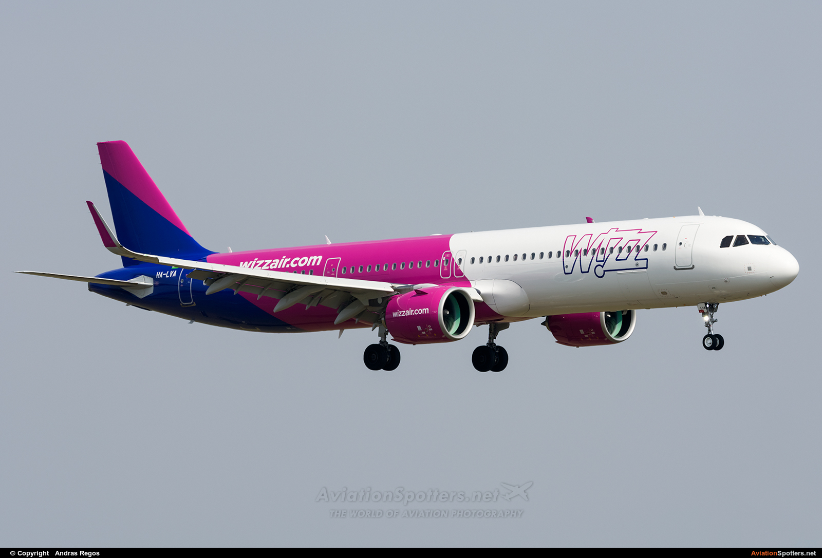 Wizz Air  -  A321-251N  (HA-LVA) By Andras Regos (regos)