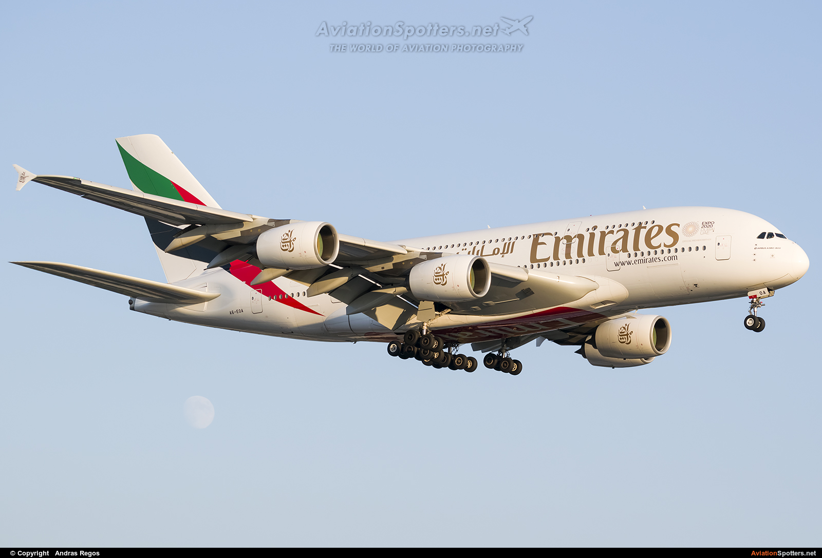 Emirates Airlines  -  A380-861  (A6-EOA) By Andras Regos (regos)