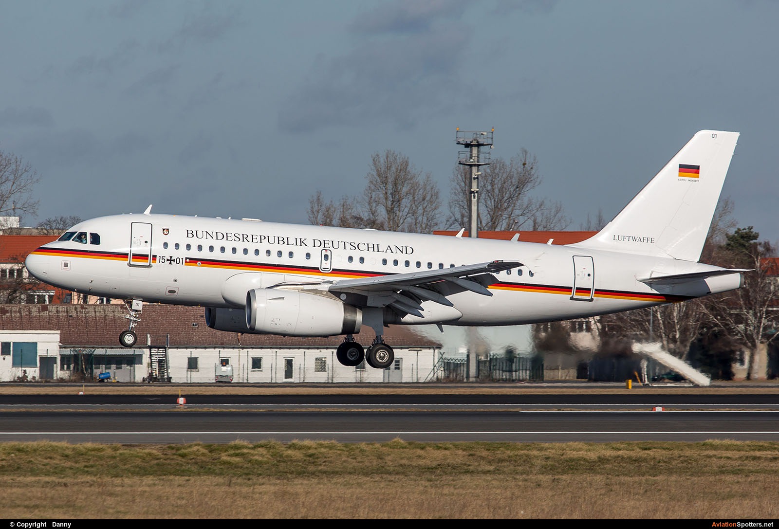 Germany - Air Force  -  A319  (15+01) By Danny (Digdis)