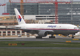 Boeing - 777-200ER (9M-MRO) - hamori