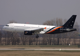 Airbus - A320-233 (G-POWK) - hamori