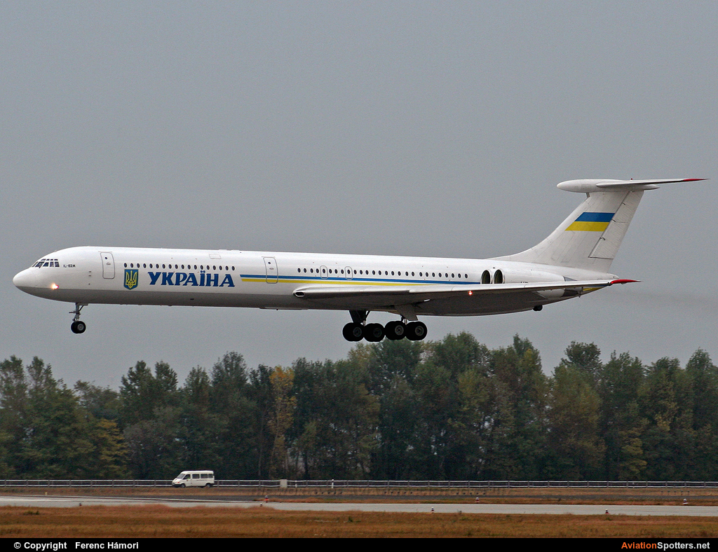 Ukraine - Government  -  Il-62 (all models)  (UR-86527) By Ferenc Hámori (hamori)