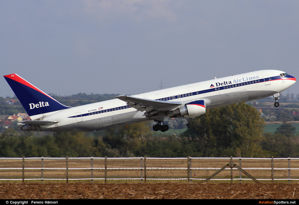 Delta Air Lines  -  767-300ER  (N175DN) By Ferenc Hámori (hamori)