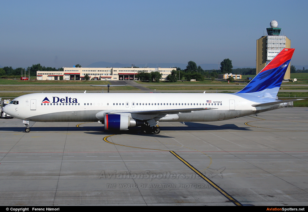 Delta Air Lines  -  767-300ER  (N175DZ) By Ferenc Hámori (hamori)