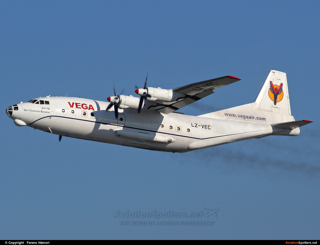 Vega Airlines  -  An-12 (all models)  (LZ-VEC) By Ferenc Hámori (hamori)