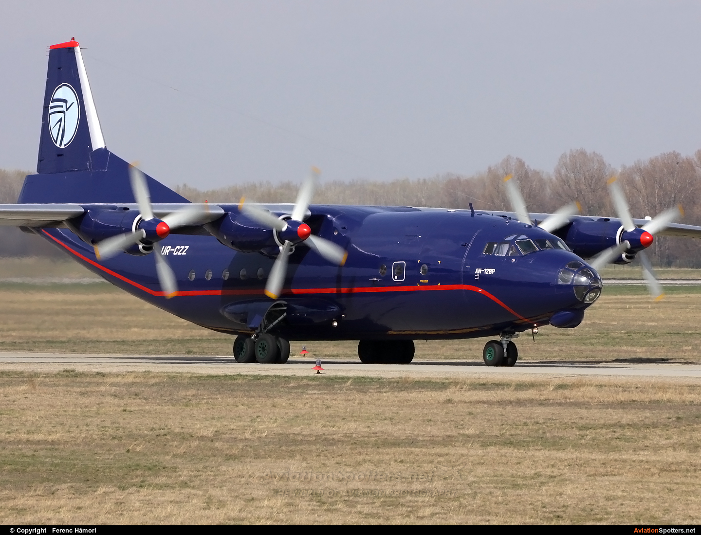 Ukraine Air alliance  -  An-12 (all models)  (UR-CZZ) By Ferenc Hámori (hamori)