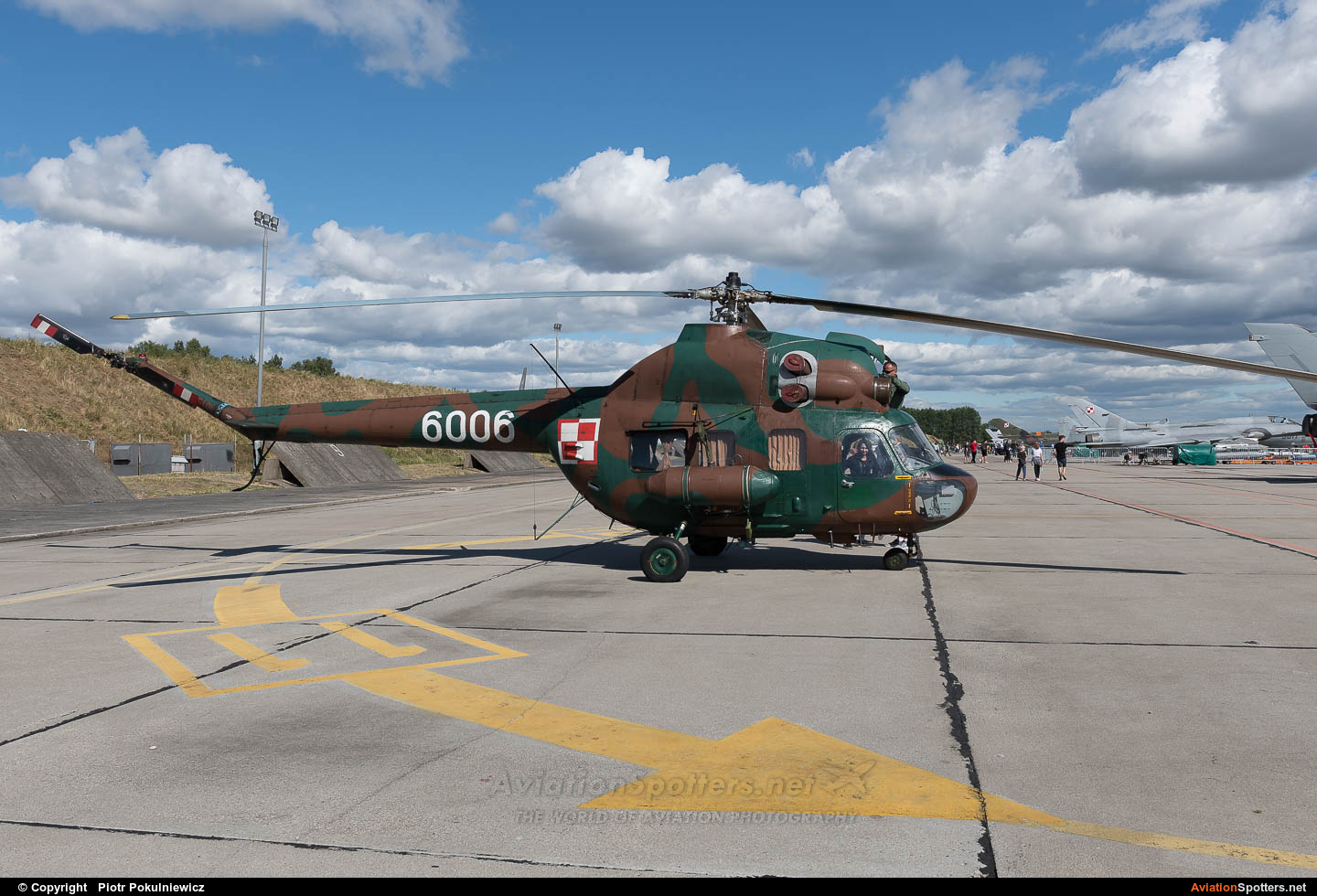 Poland - Army  -  Mi-2  (6006) By Piotr Pokulniewicz (Piciu)