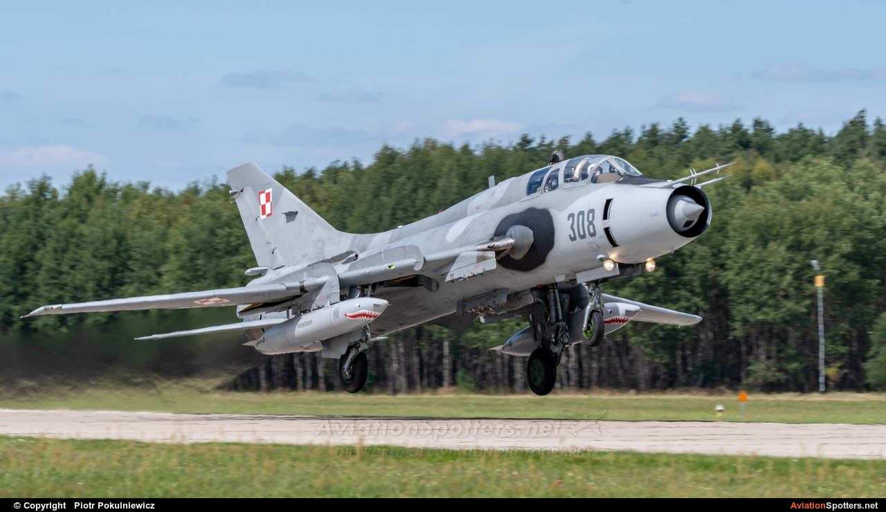 Poland - Air Force  -  Su-22UM-3K  (308) By Piotr Pokulniewicz (Piciu)