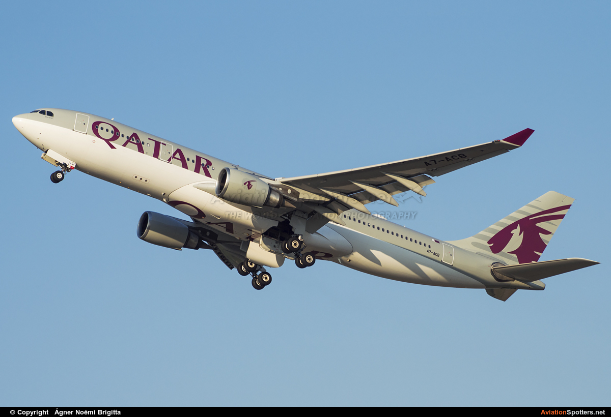 Qatar Airways  -  A330-200  (A7-ACB) By Ágner Noémi Brigitta (agnernoemibrigitta)