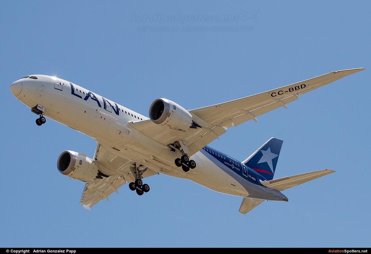 LAN Airlines  -  787-8 Dreamliner  (CC-BBD) By Adrian Gonzalez Papp (agp12)