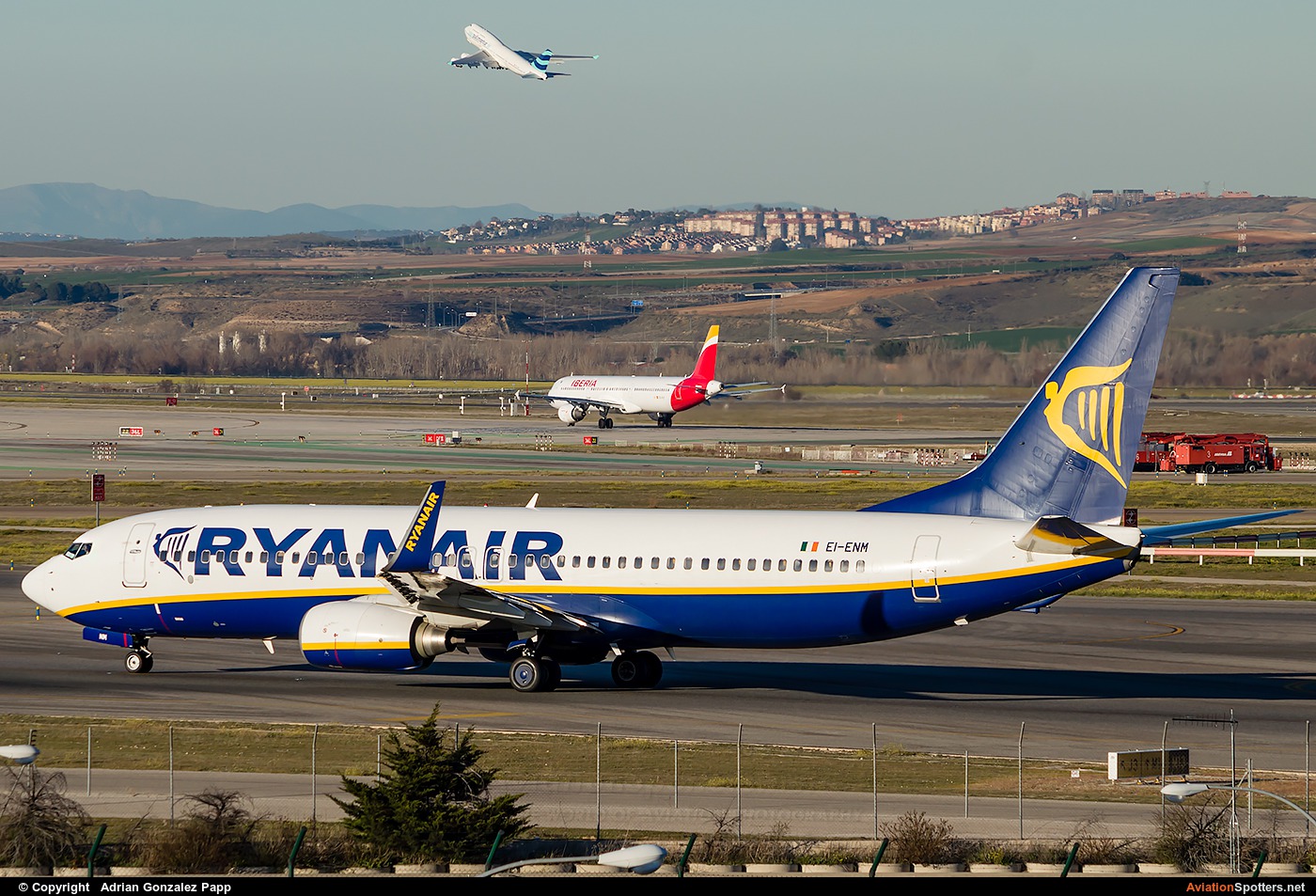 Ryanair  -  737-800  (EI-ENM) By Adrian Gonzalez Papp (agp12)