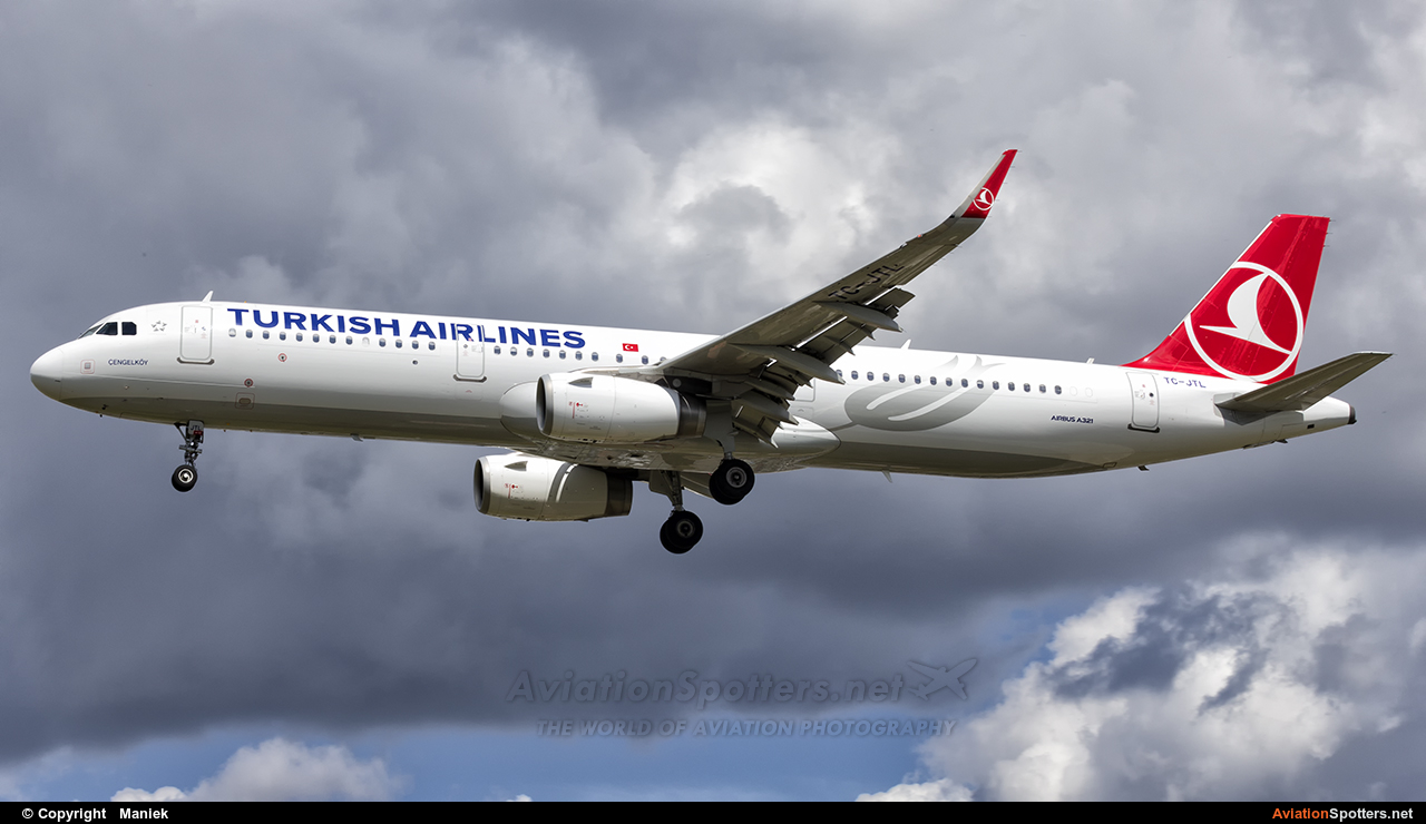 Turkish Airlines  -  A321-231  (TC-JTC) By Maniek (Maniek)