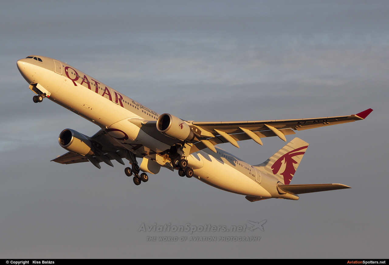 Qatar Airways  -  A330-300  ( A7-AEH) By Kiss Balázs (Gastrospotter)