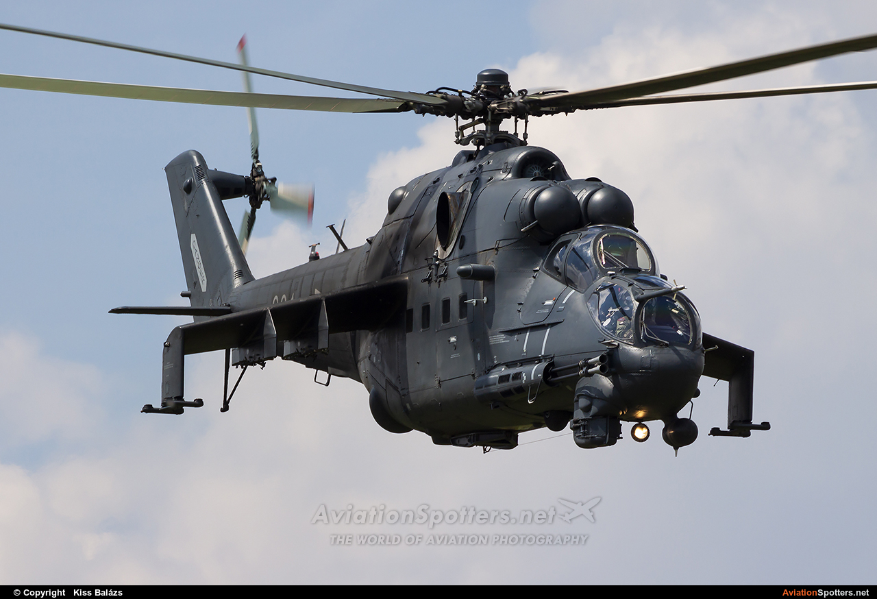 Hungary - Air Force  -  Mi-24P  (331) By Kiss Balázs (Gastrospotter)