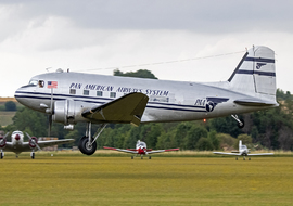 Douglas - DC-3 (N877MG) - BartekSzczudlo