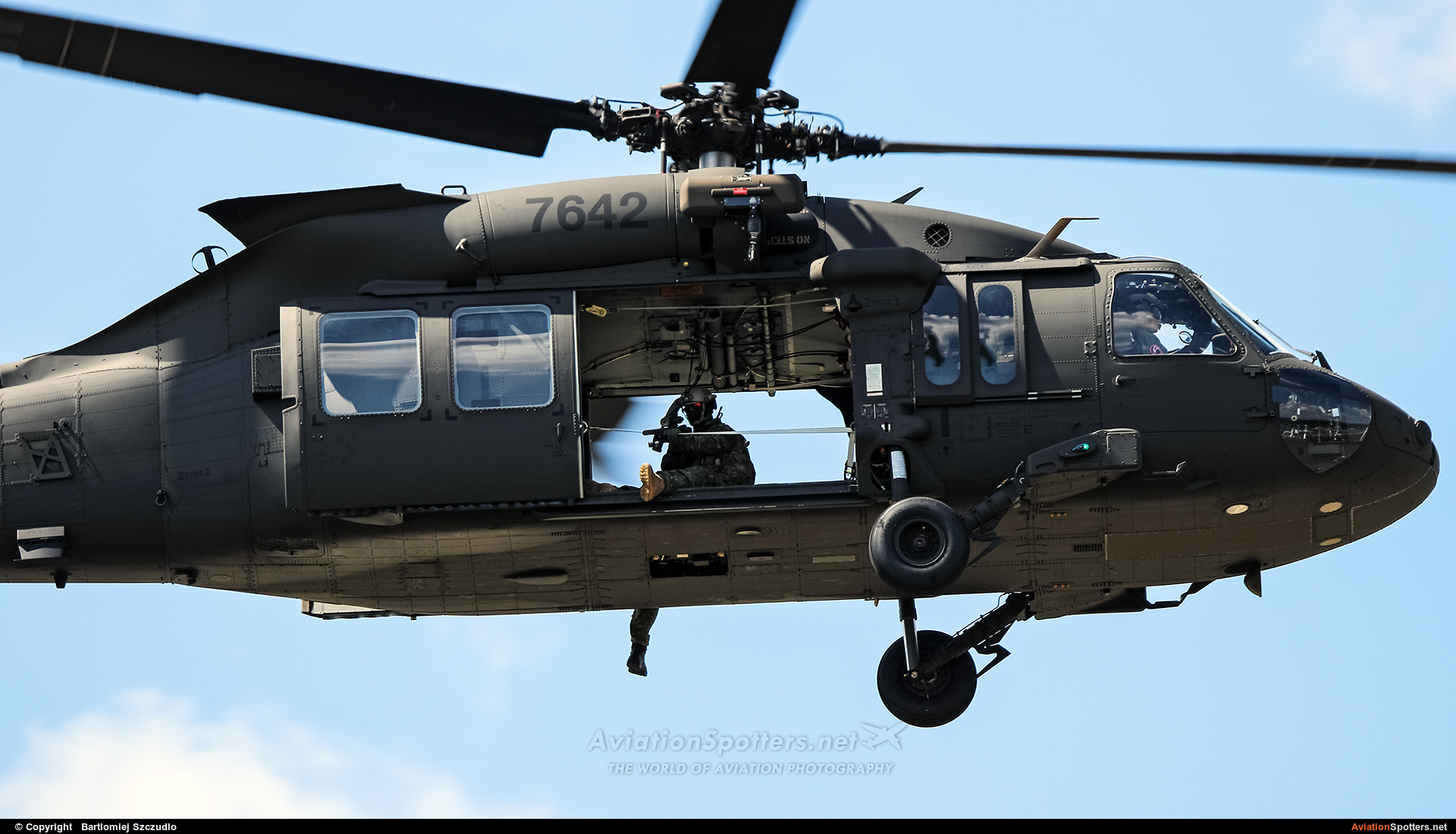 Slovakia - Air Force  -  UH-60M Black Hawk  (7642) By Bartlomiej Szczudlo  (BartekSzczudlo)