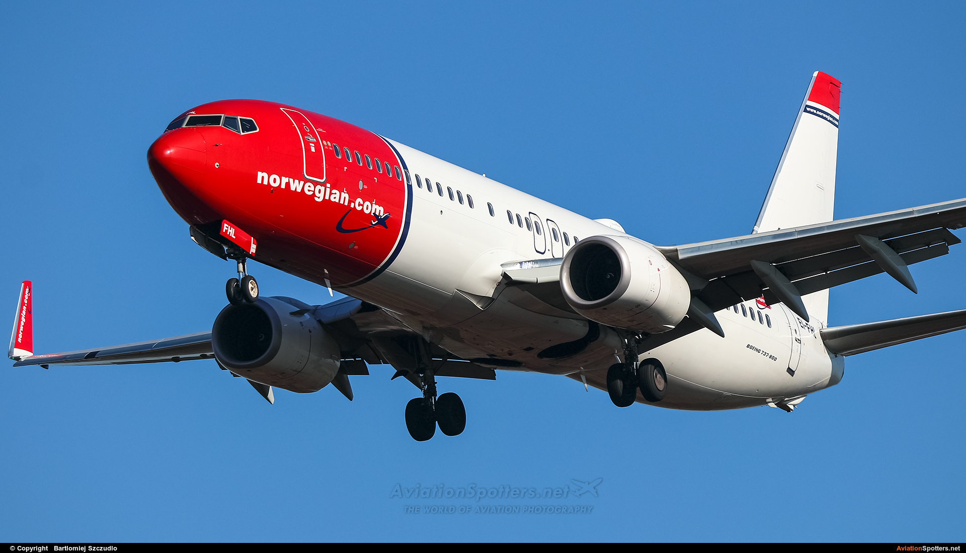Norwegian Air Shuttle  -  737-800  (EI-FHL) By Bartlomiej Szczudlo  (BartekSzczudlo)