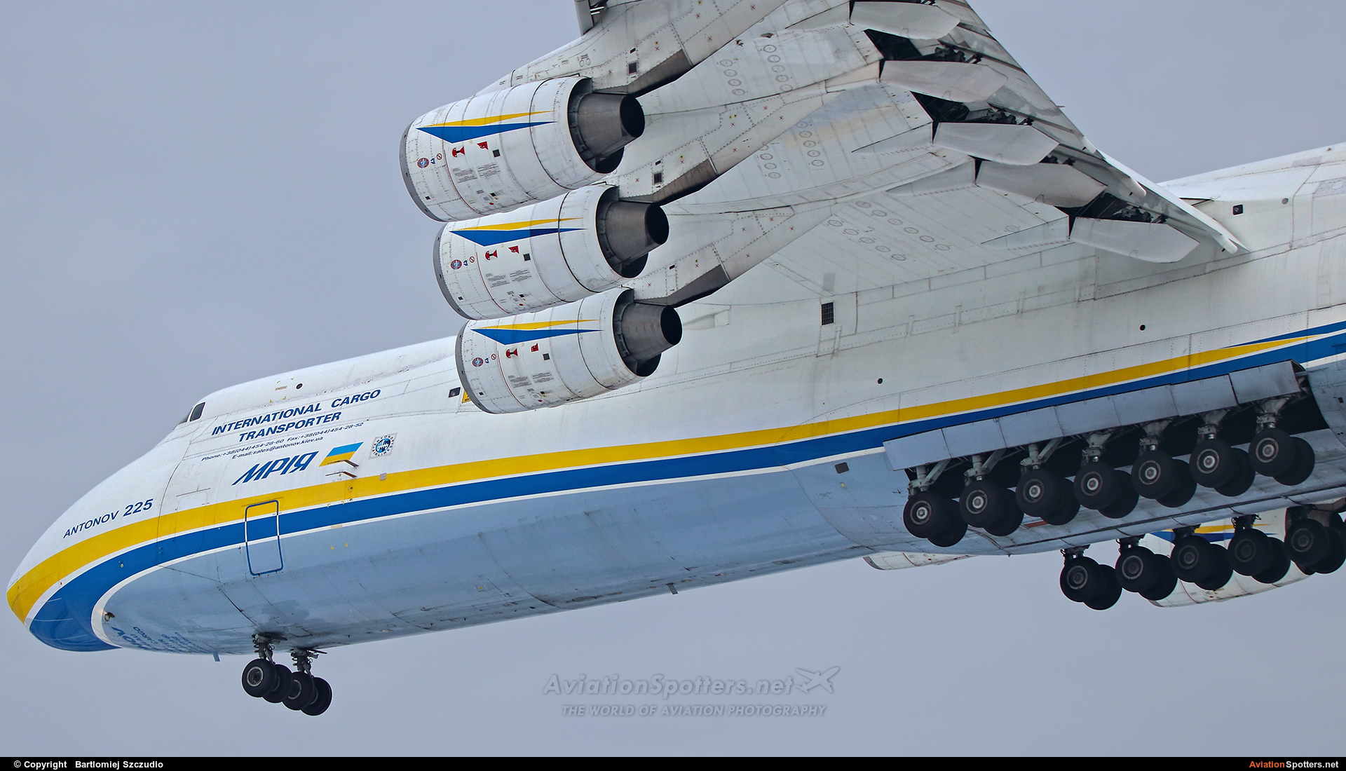 Antonov Design Bureau  -  An-225 Mriya  (UR-82060) By Bartlomiej Szczudlo  (BartekSzczudlo)
