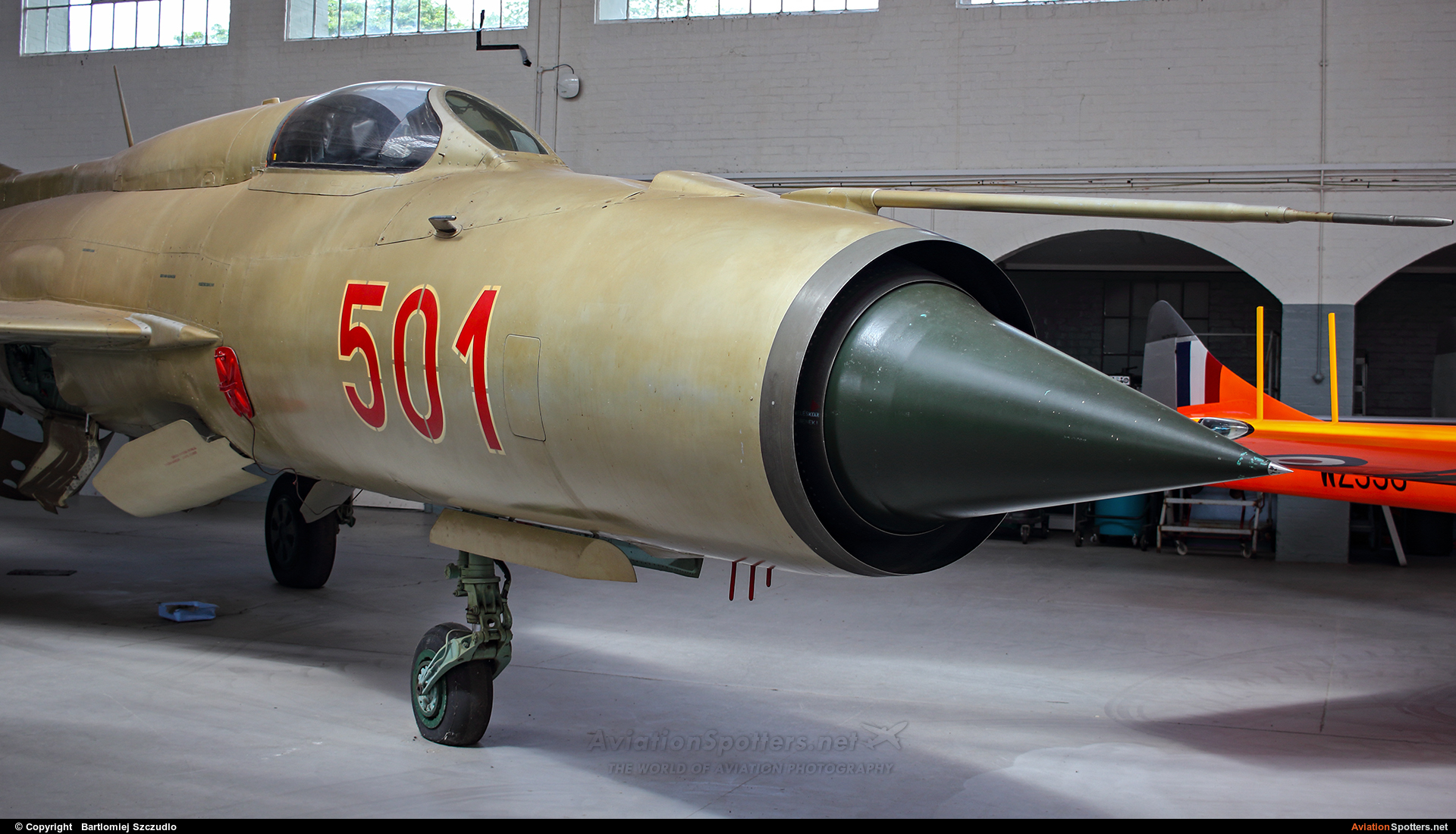 Hungary - Air Force  -  MiG-21PF  (501) By Bartlomiej Szczudlo  (BartekSzczudlo)