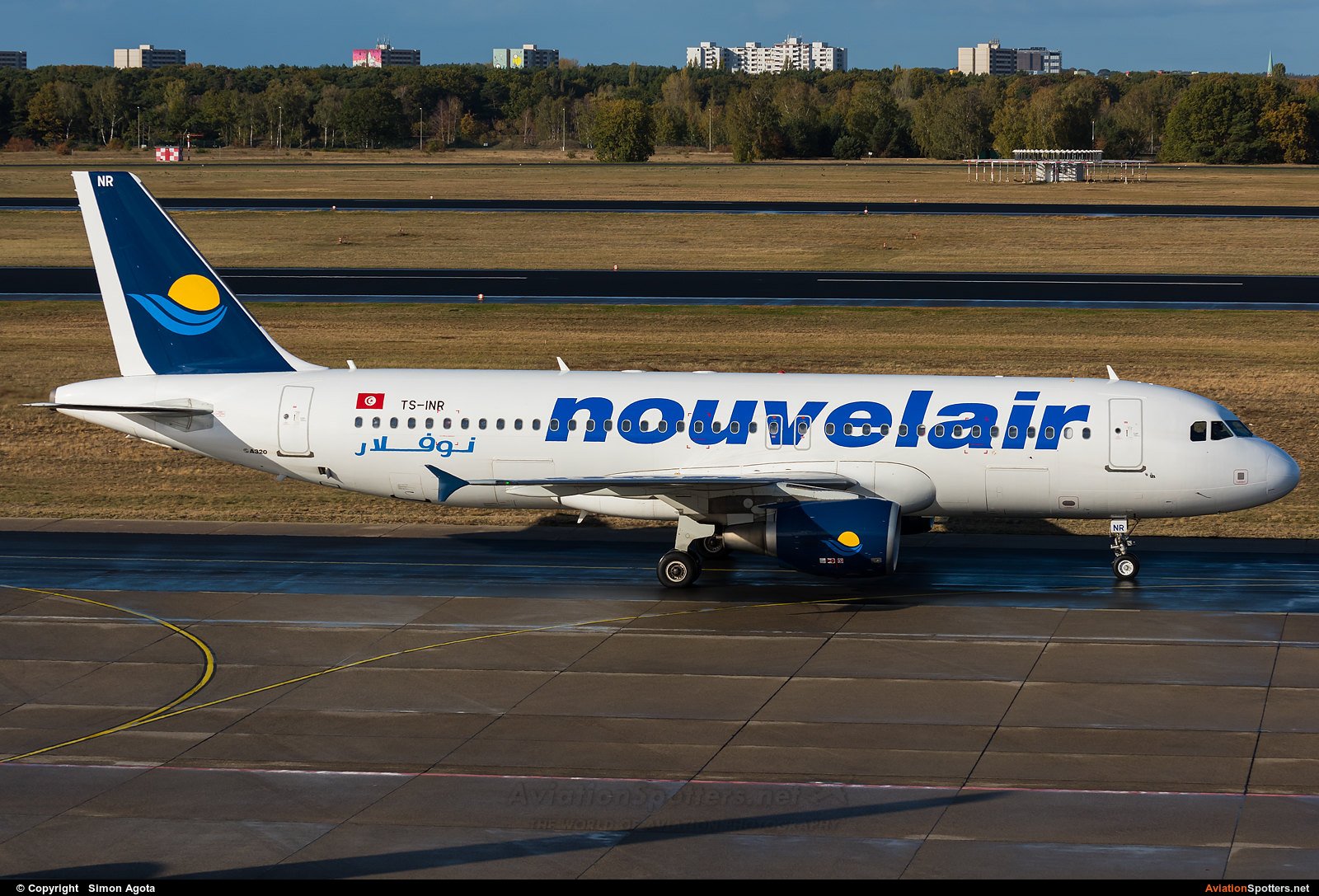 Nouvelair  -  A320-214  (TS-INR) By Simon Agota (goti80)