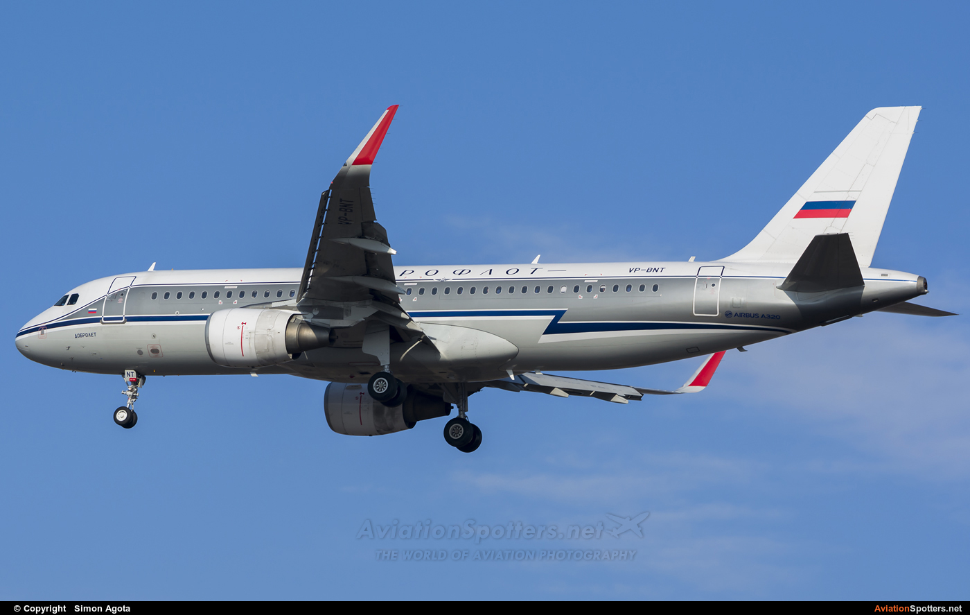 Aeroflot  -  A320-214  (VP-BNT) By Simon Agota (goti80)